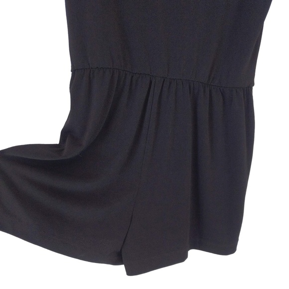 BCBGeneration Black Sleeveless V Neck Romper Shorts - Picture 11 of 12